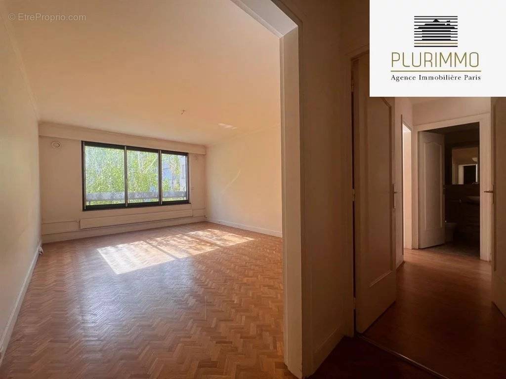 Appartement à PARIS-6E