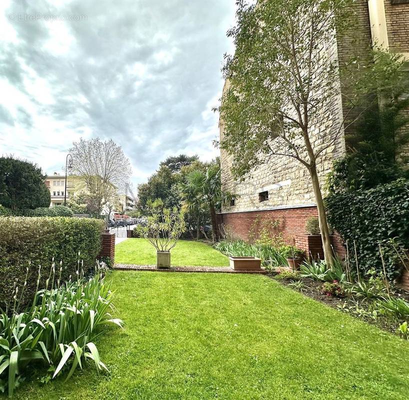 Appartement à BOULOGNE-BILLANCOURT