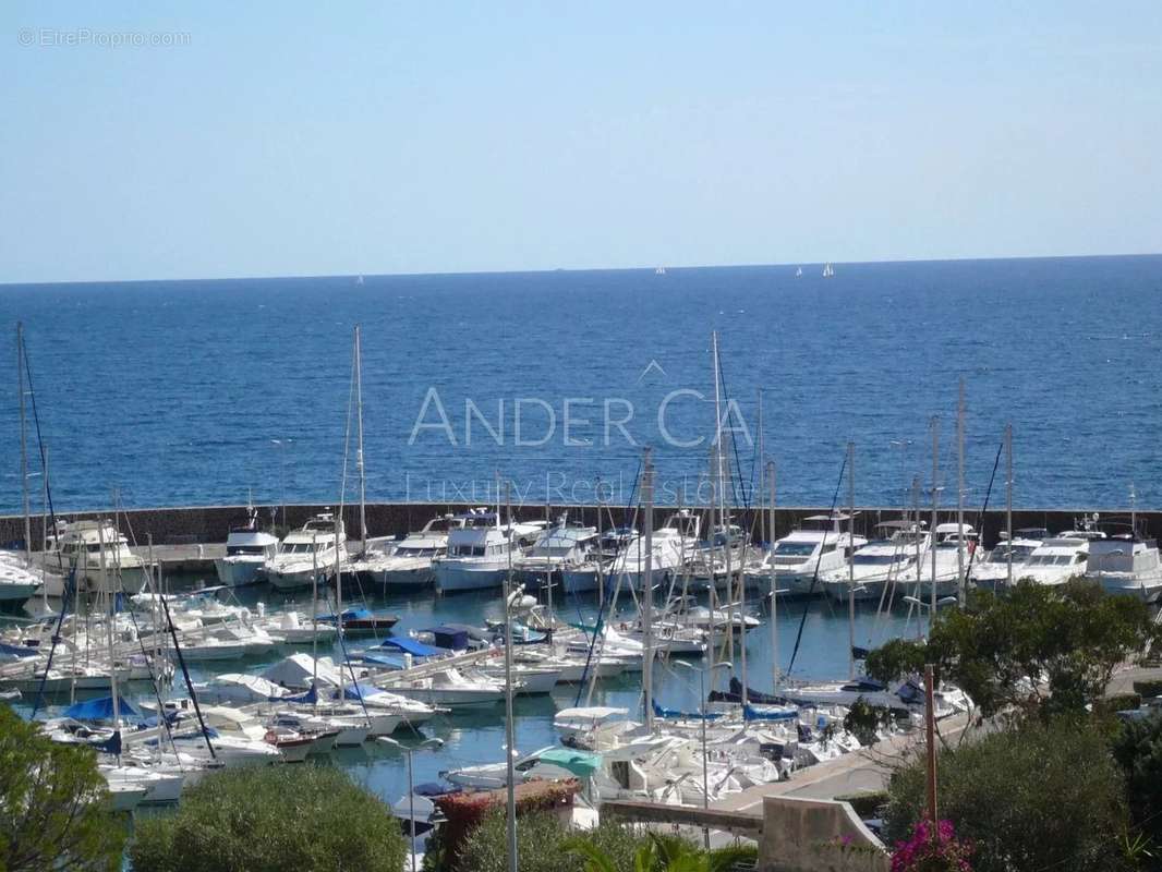 Appartement à THEOULE-SUR-MER