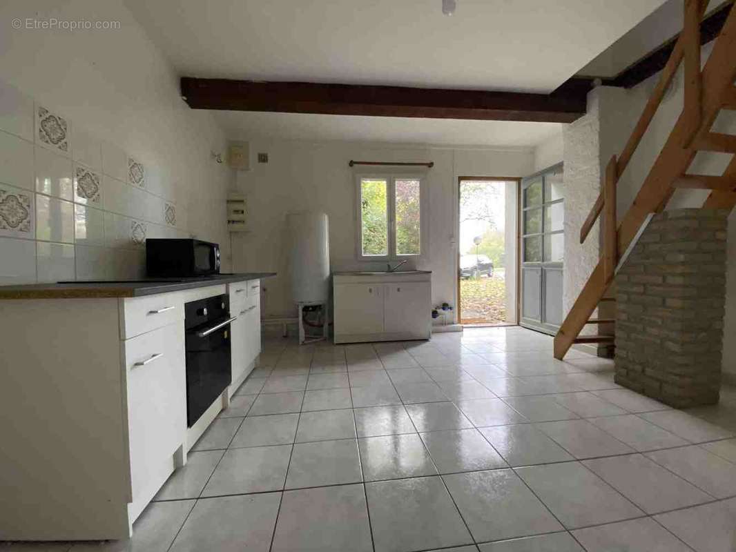 Appartement à LAMBRES-LEZ-DOUAI