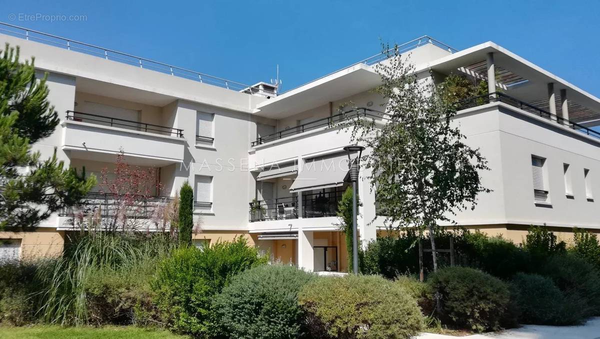 Appartement à VILLENEUVE-LOUBET