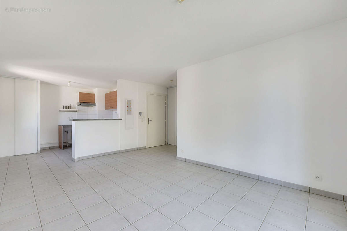 Appartement à RAMONVILLE-SAINT-AGNE