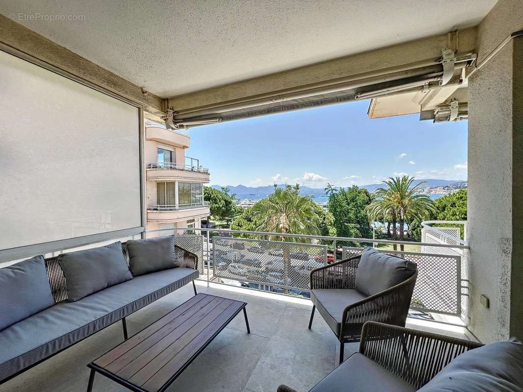 Appartement à CANNES