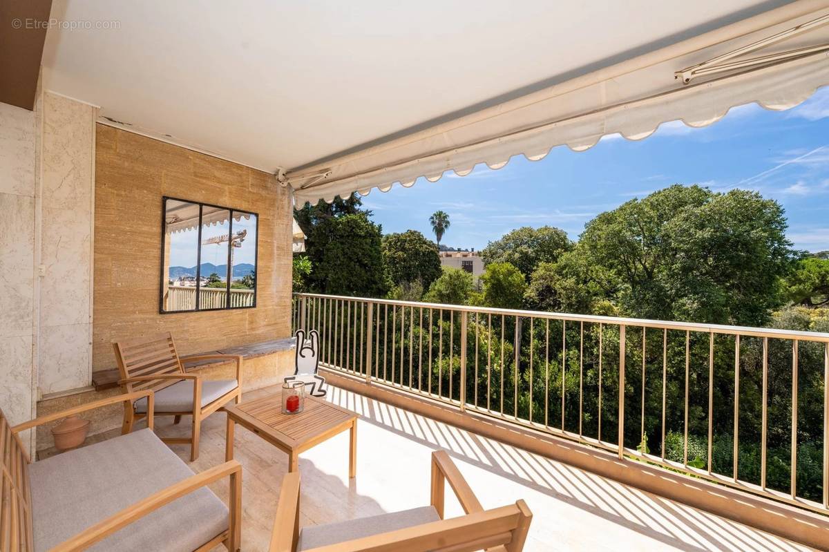 Appartement à CANNES