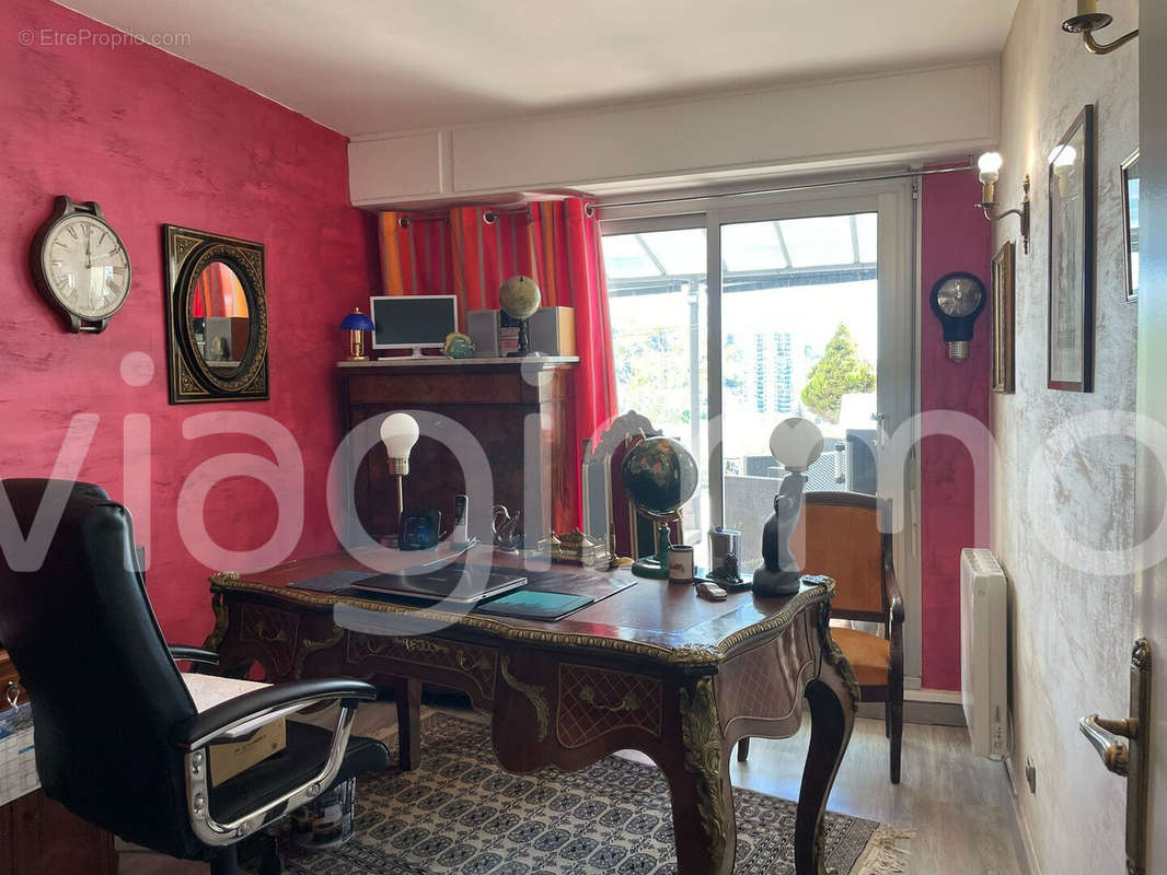 Appartement à MARSEILLE-11E