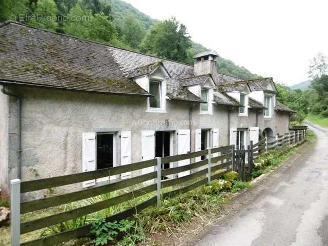 Maison à LOUVIE-JUZON