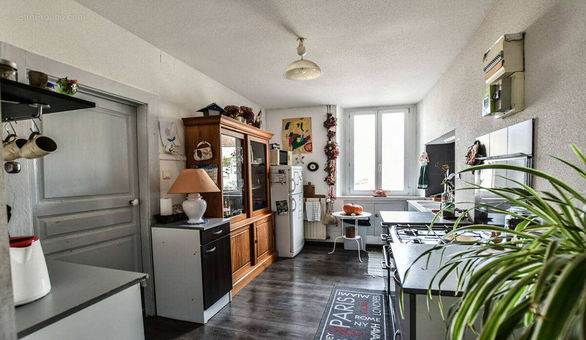 Appartement à FAVERNEY