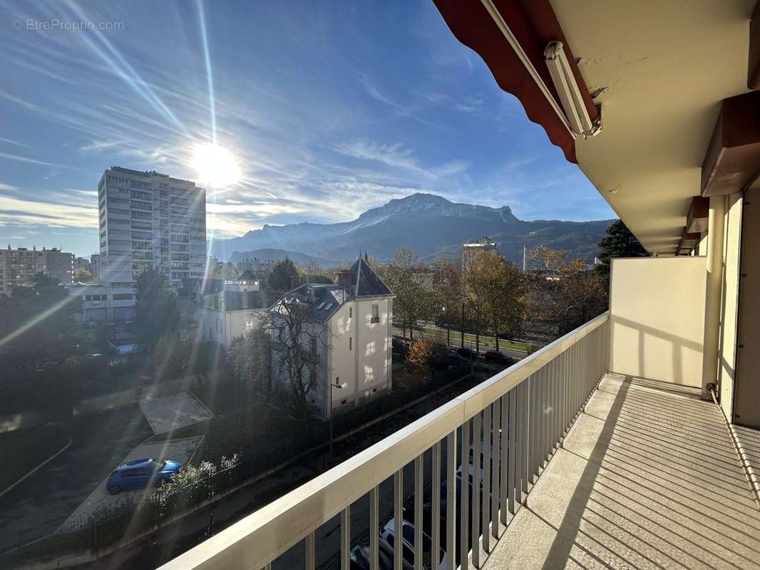 5 - Appartement à GRENOBLE