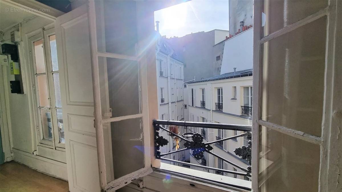 Appartement à PARIS-9E