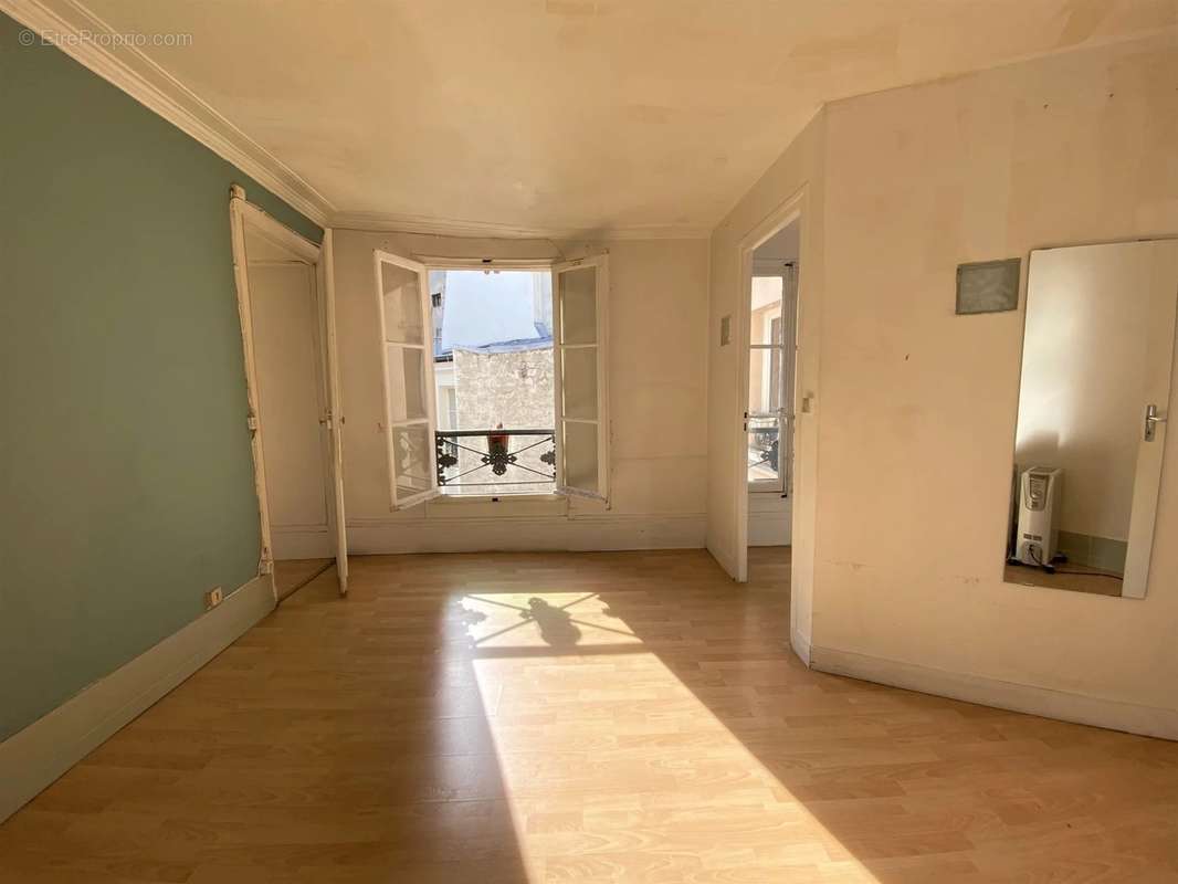 Appartement à PARIS-9E