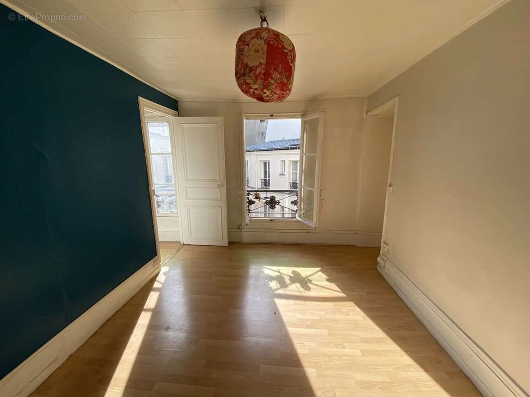 Appartement à PARIS-9E