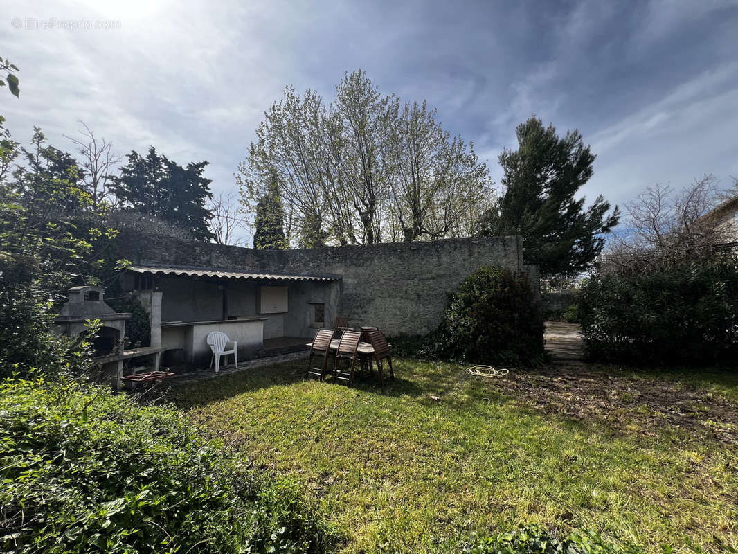 Maison à VAISON-LA-ROMAINE