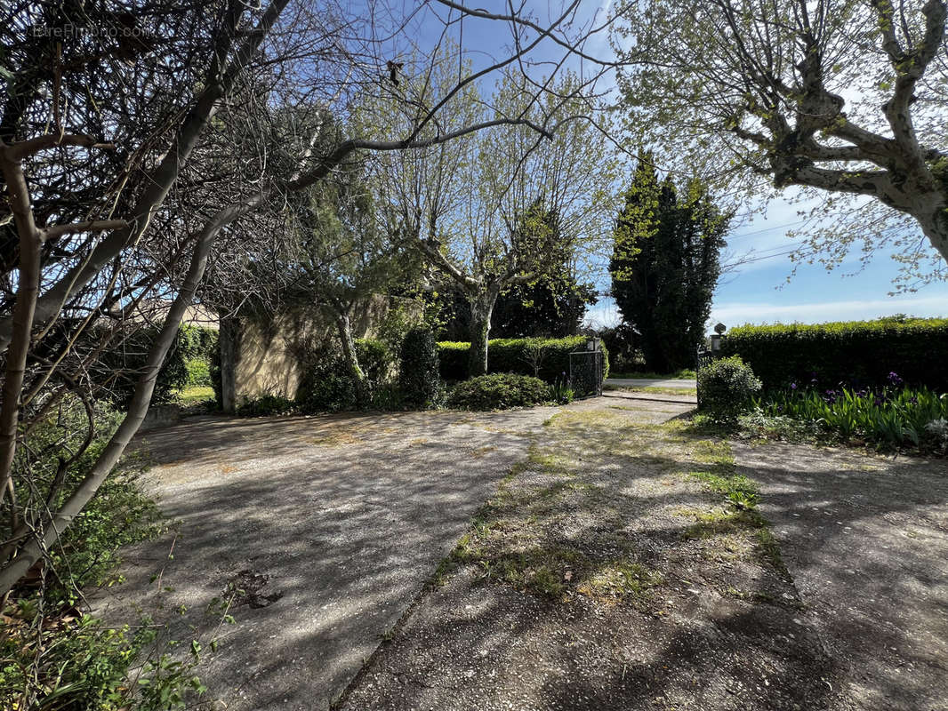 Maison à VAISON-LA-ROMAINE