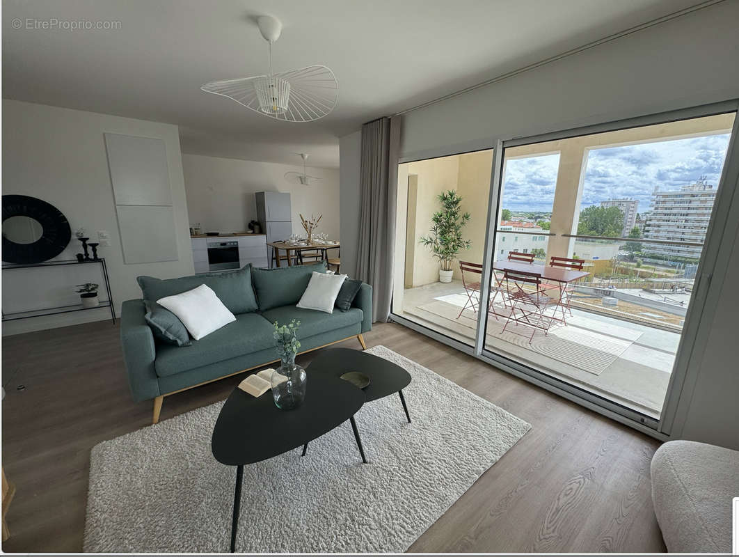 Appartement à BORDEAUX