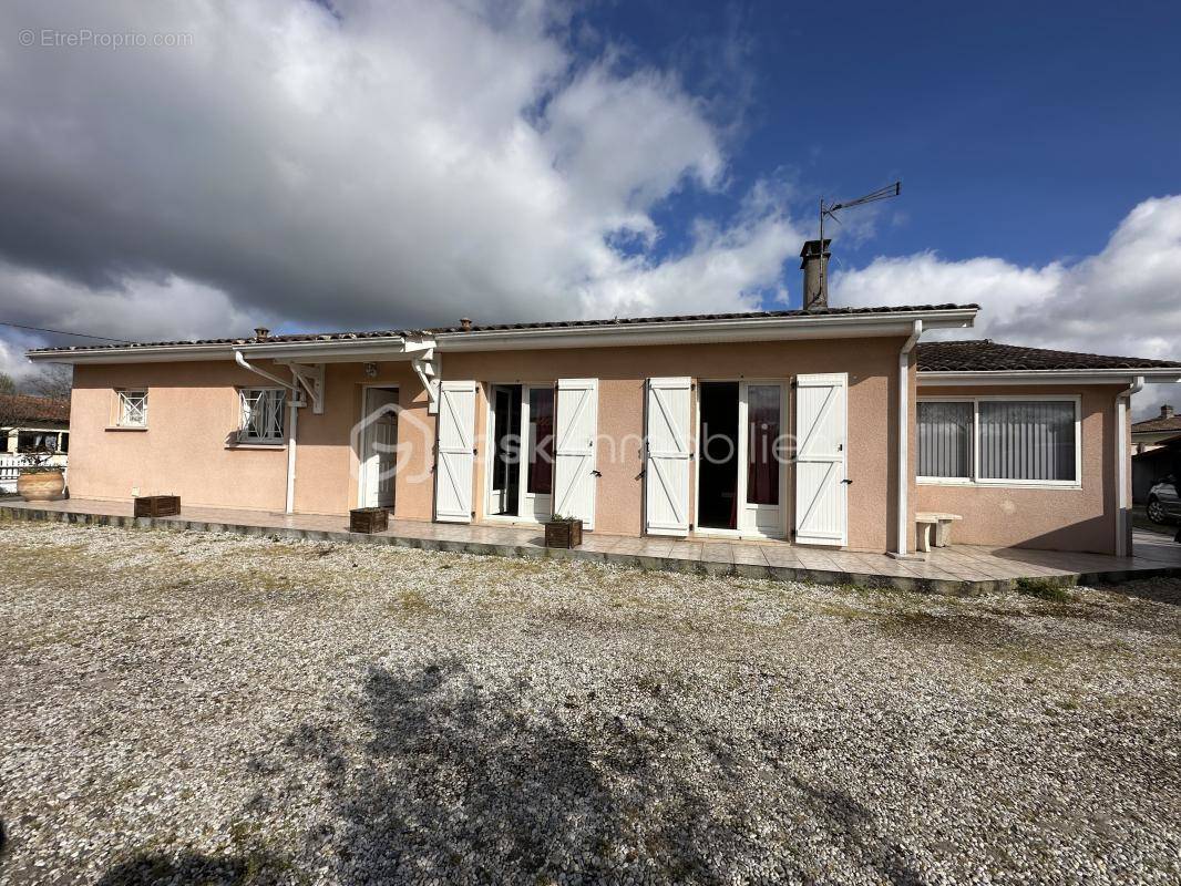 Maison à SAINT-LAURENT-MEDOC