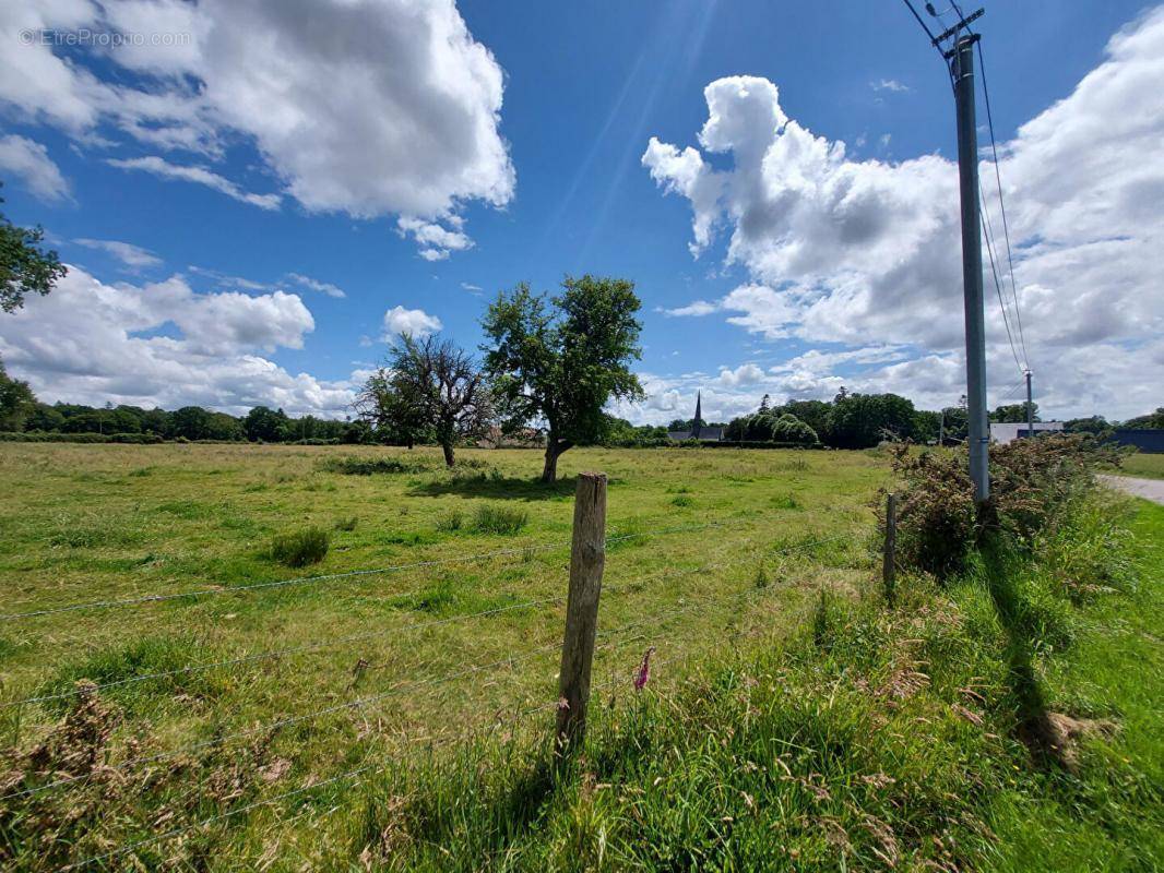 Terrain à BOURGTHEROULDE-INFREVILLE