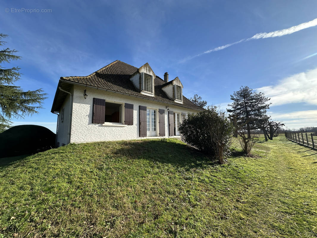 Maison à LALANDE-DE-POMEROL