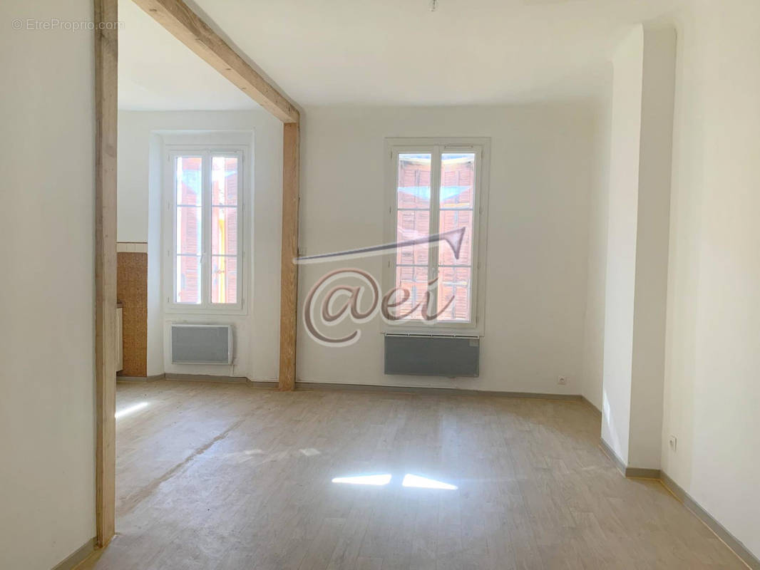 Appartement à SAINT-MAXIMIN-LA-SAINTE-BAUME