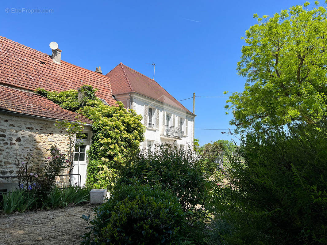 Maison à TOURNAN-EN-BRIE