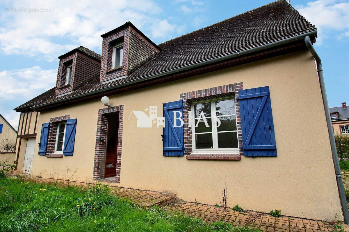 Maison à BERNAY