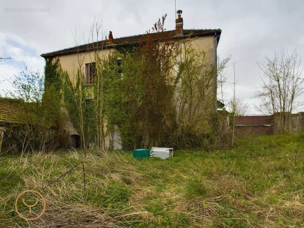 Maison à ROMILLY-SUR-SEINE