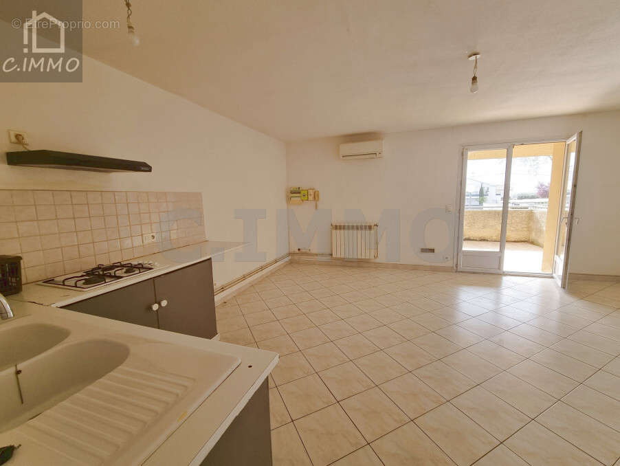 Appartement à SERVIAN