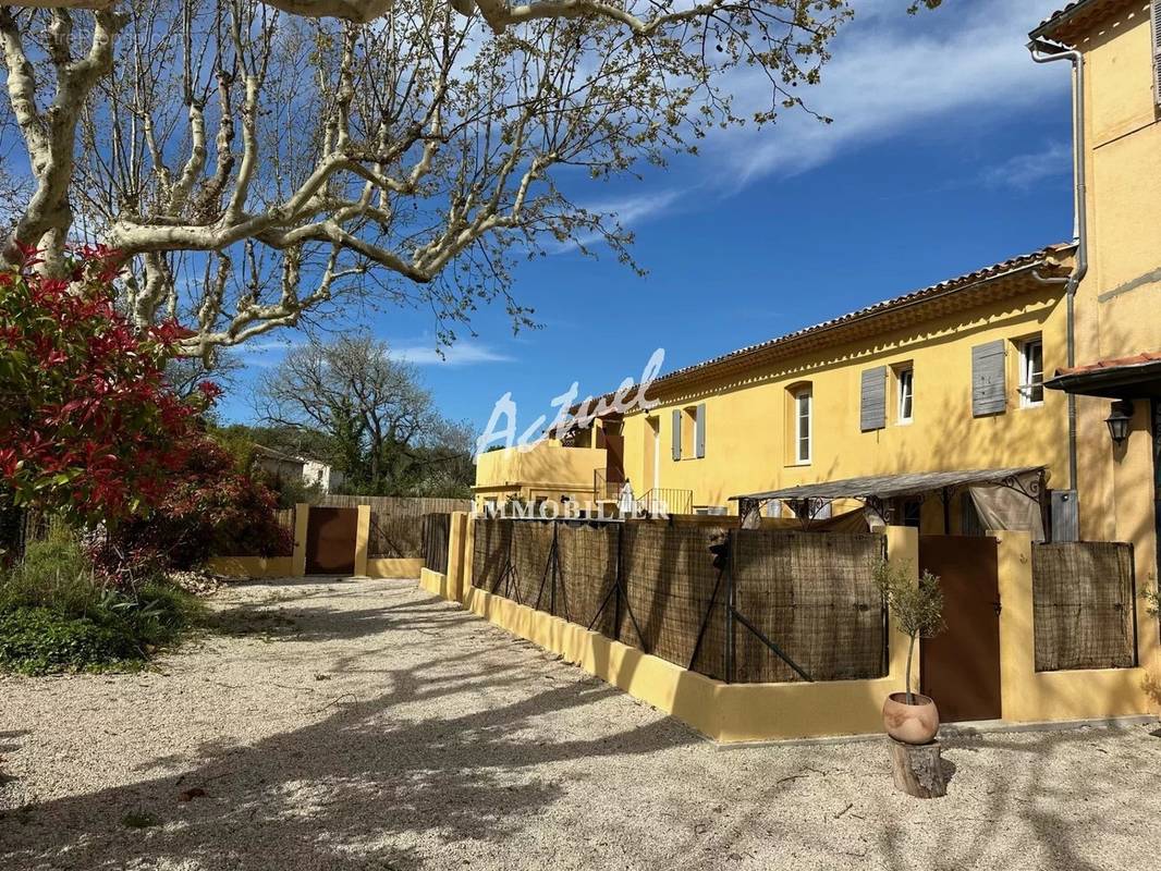 Appartement à ARLES