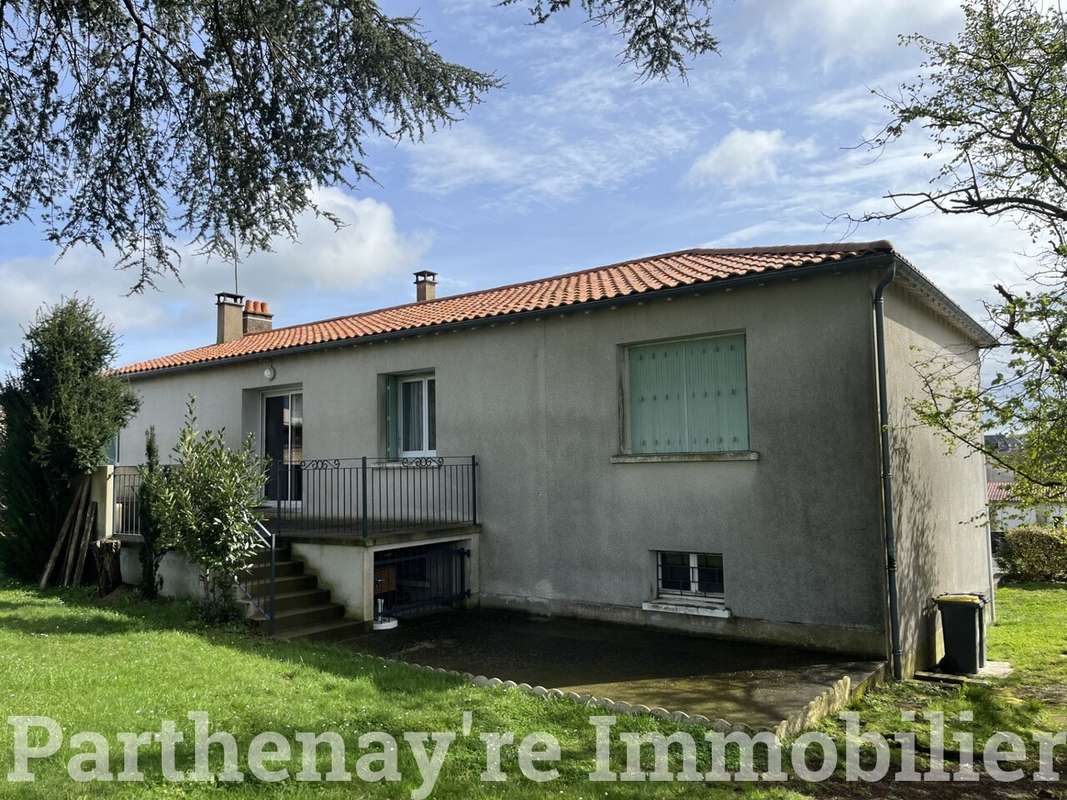 Maison à PARTHENAY