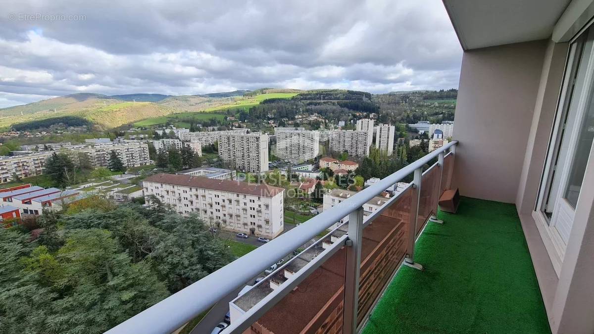 Appartement à SAINT-ETIENNE