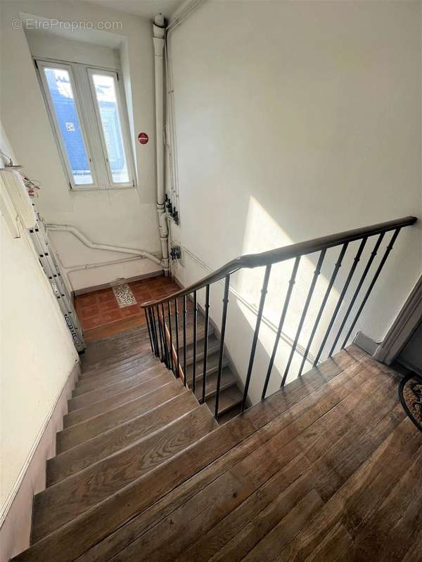 Appartement à PARIS-19E