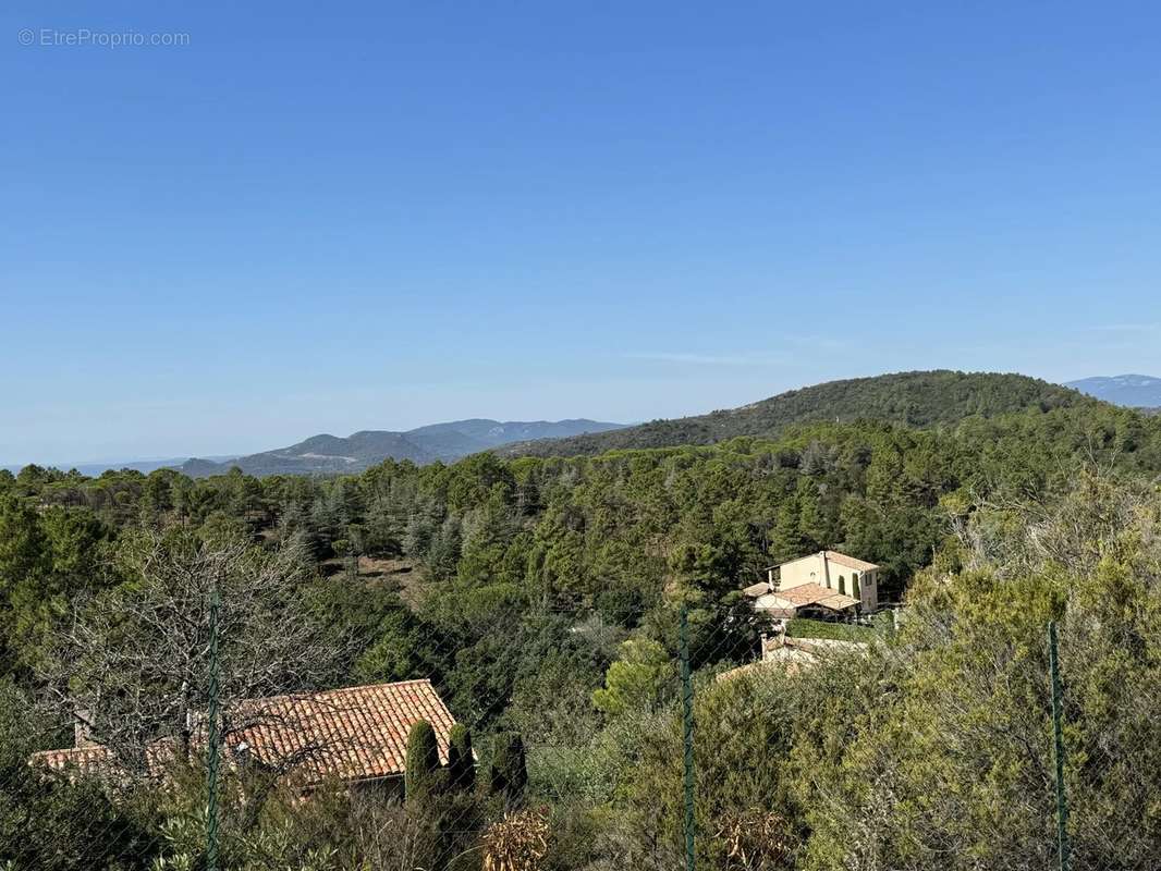 Maison à LES ADRETS-DE-L&#039;ESTEREL