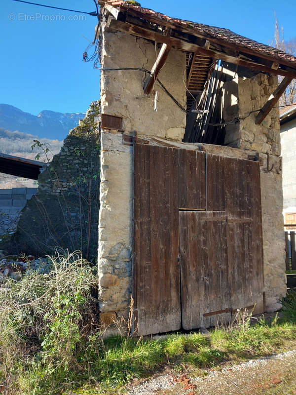 Autre à CHAPAREILLAN