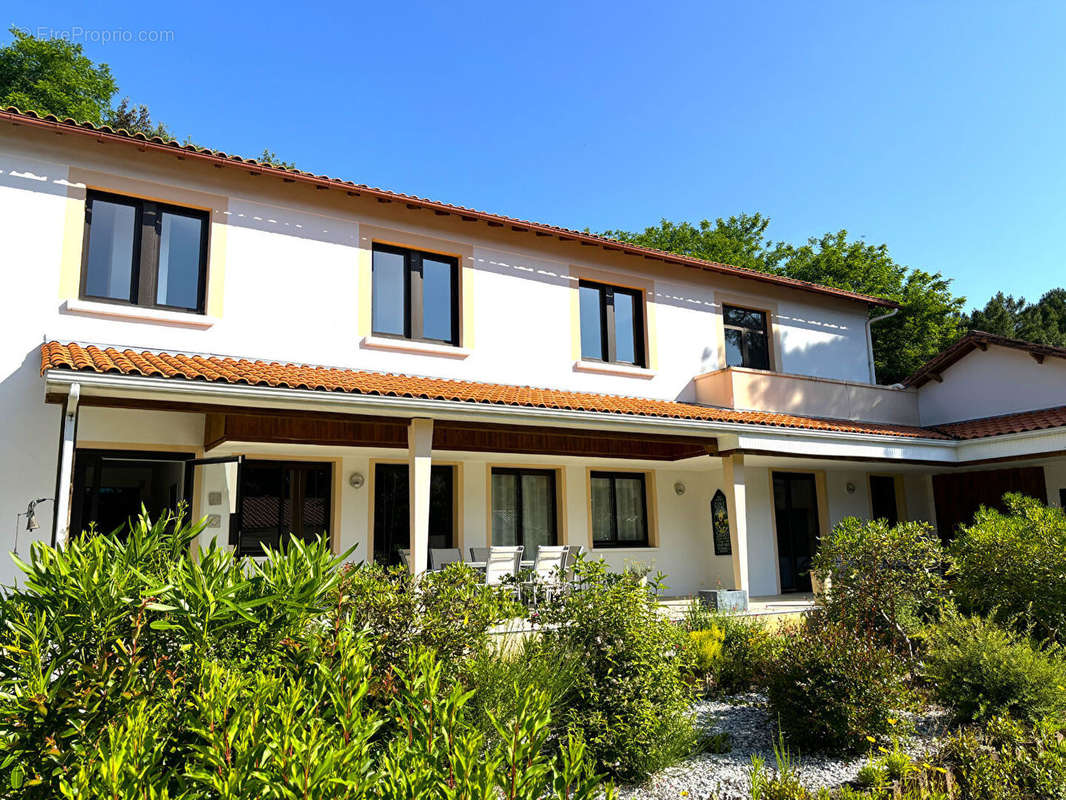 Maison à SAINT-PALAIS-SUR-MER