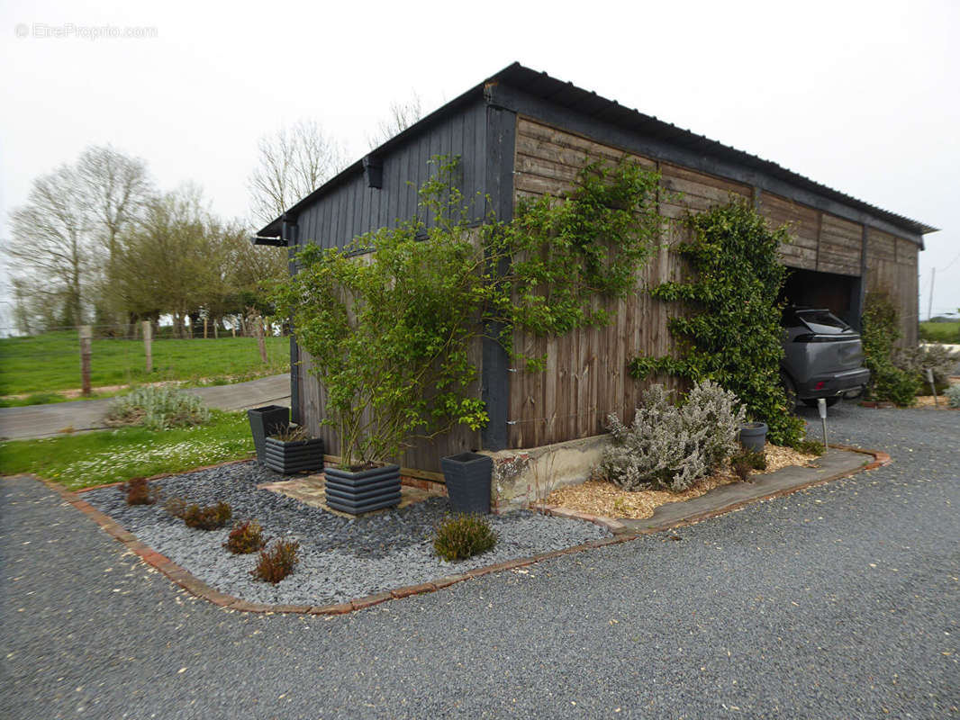 Maison à PONT-L&#039;EVEQUE