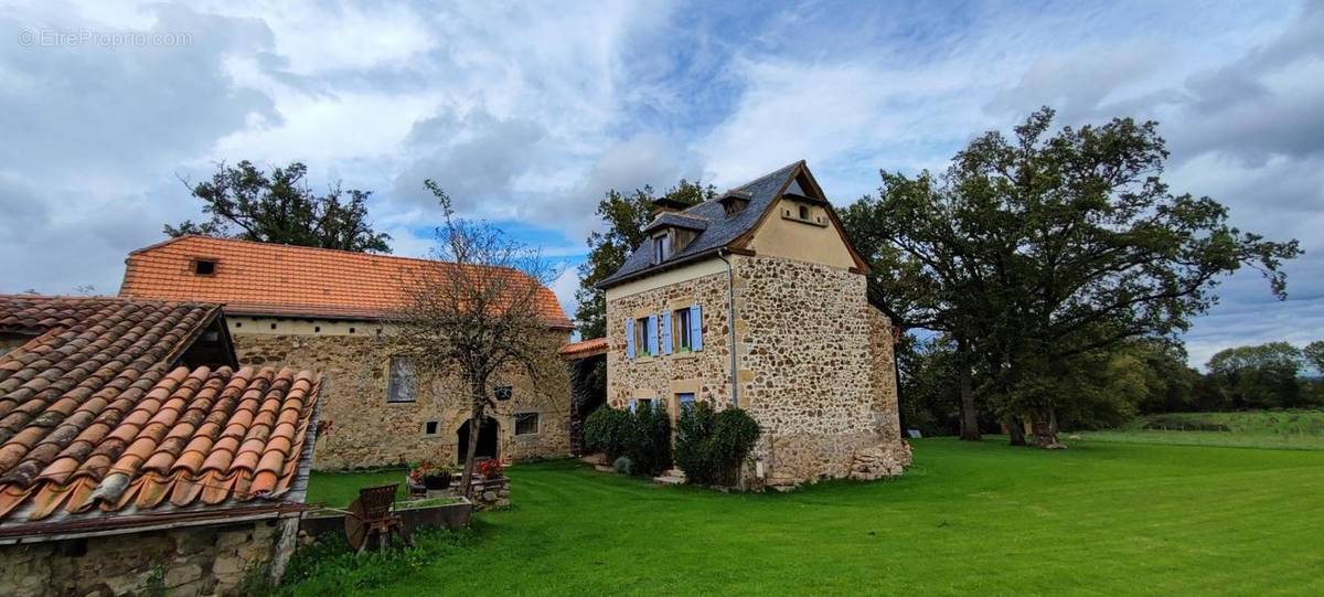 Maison à VAUREILLES