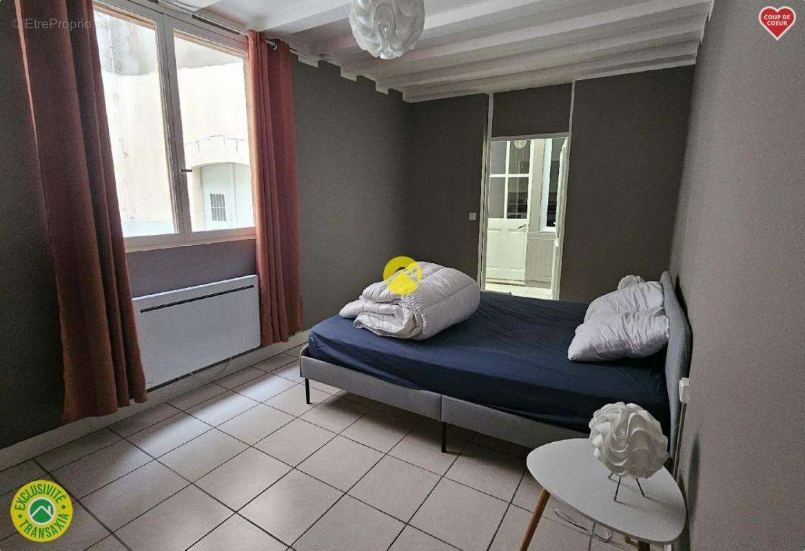 Appartement à NERIS-LES-BAINS