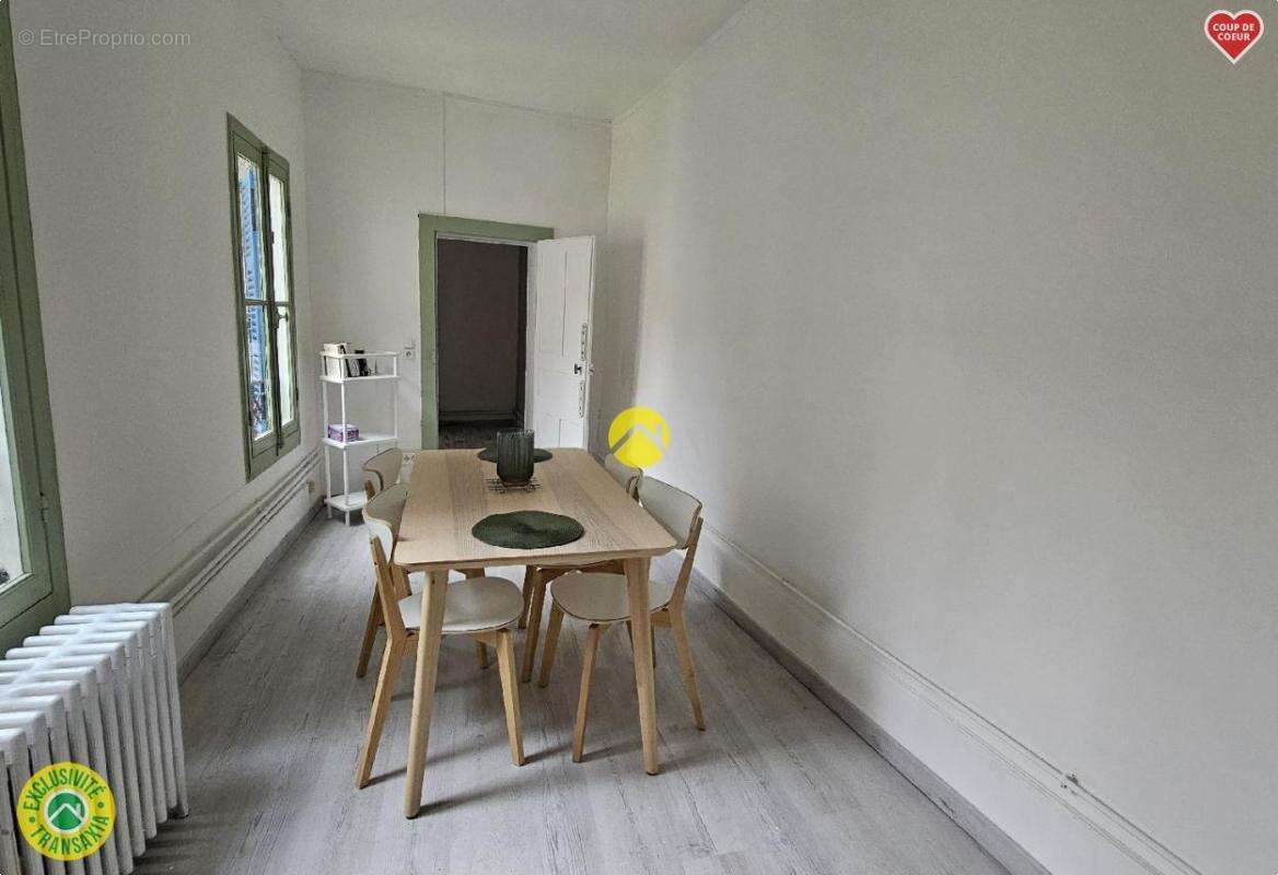 Appartement à NERIS-LES-BAINS