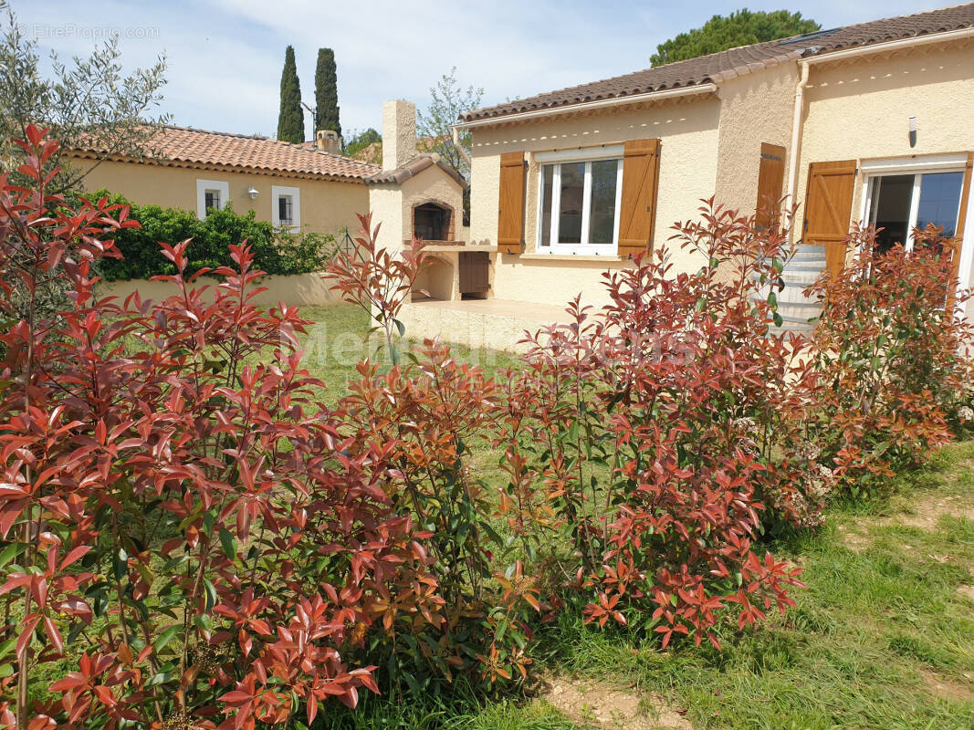 Maison à LA FARE-LES-OLIVIERS