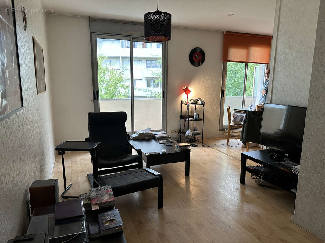 Appartement à SAINT-ETIENNE