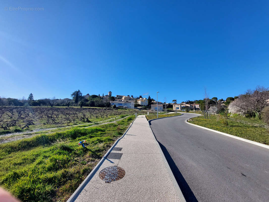 Terrain à VINSOBRES