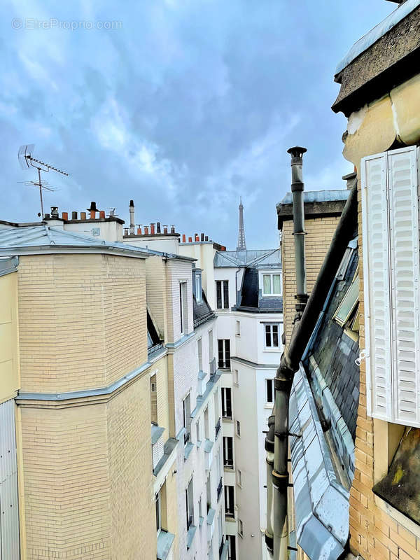 Appartement à PARIS-15E