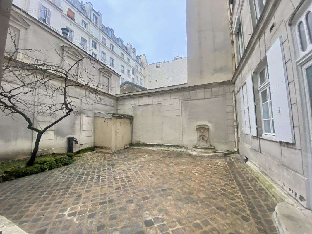 Appartement à PARIS-6E