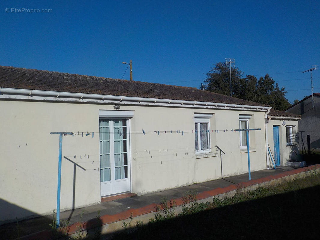 Maison à TONNAY-CHARENTE