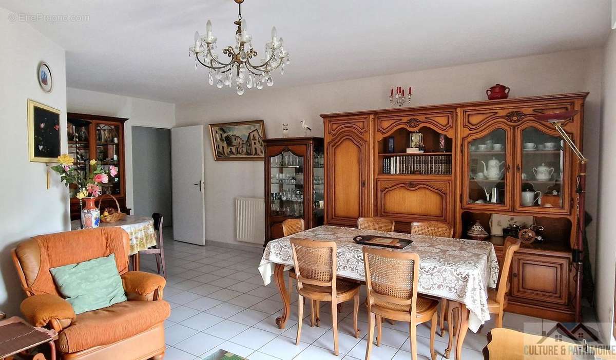 Appartement à LIVRON-SUR-DROME