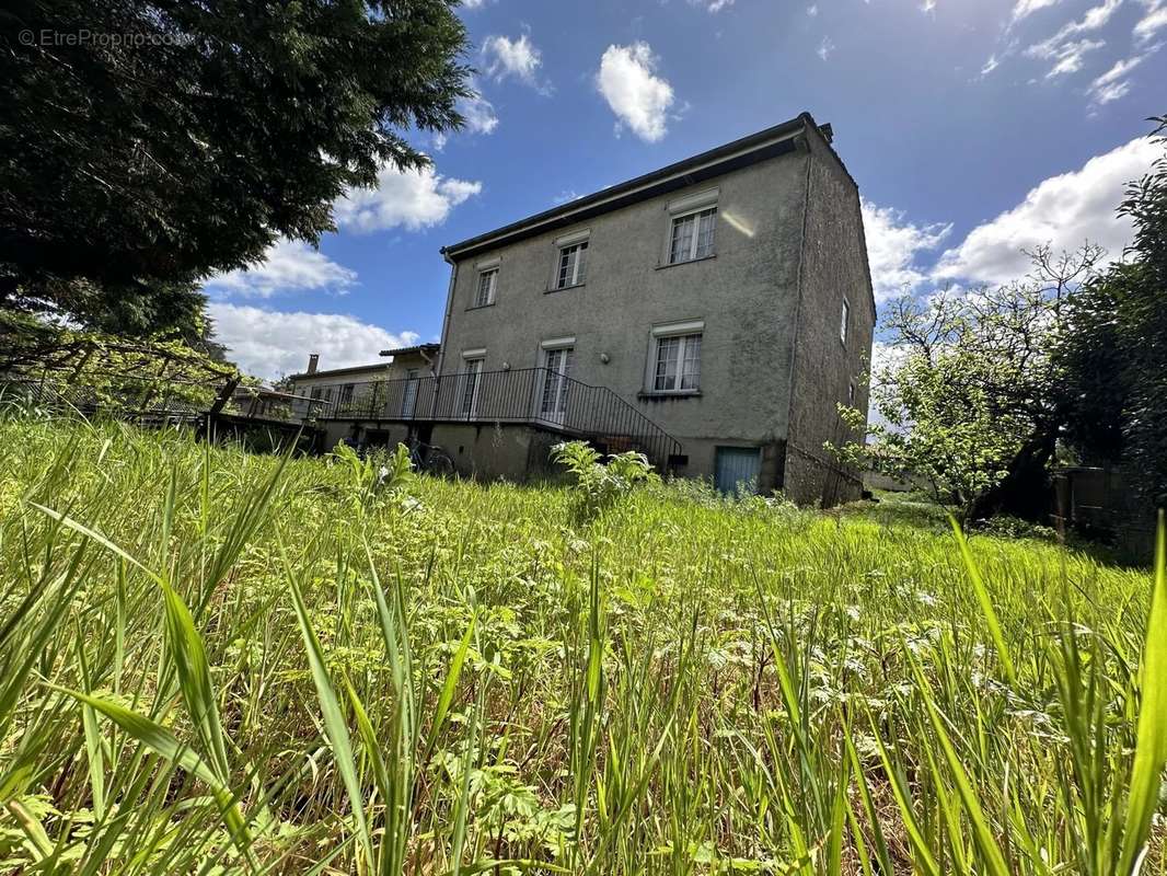 Maison à AUSSILLON