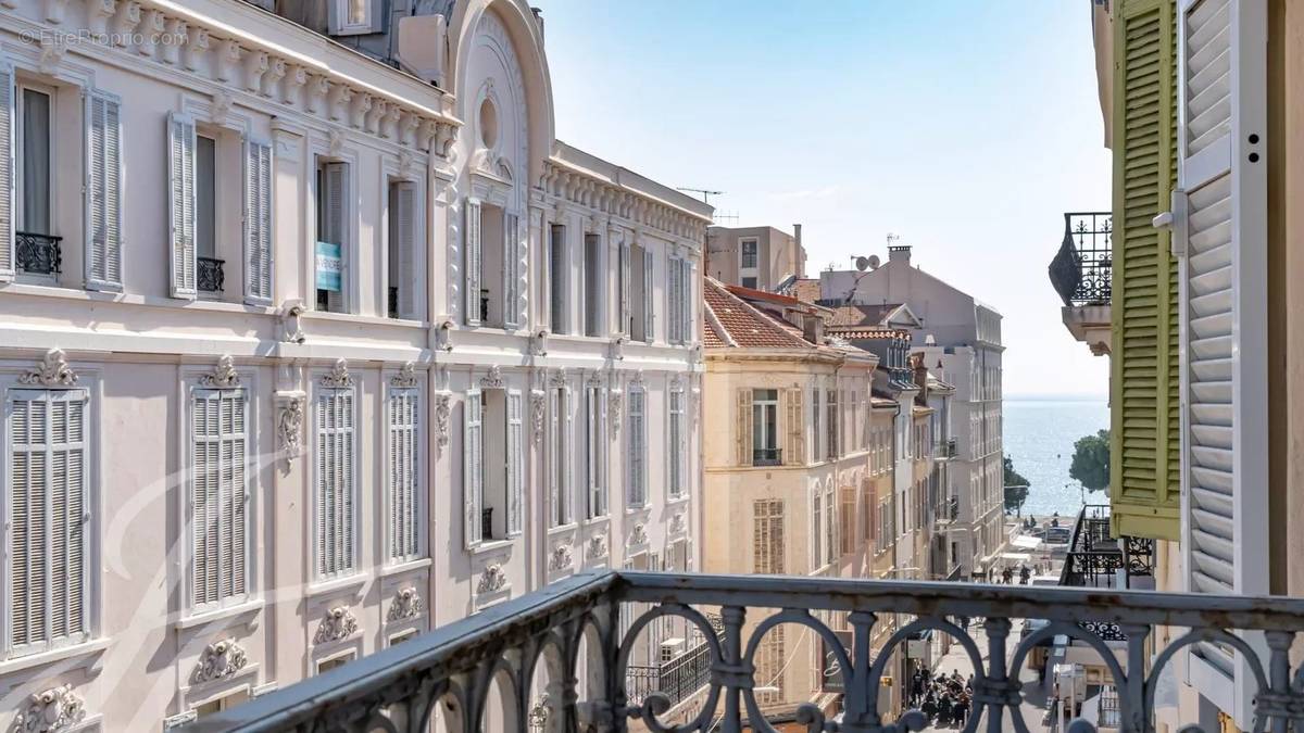 Appartement à CANNES