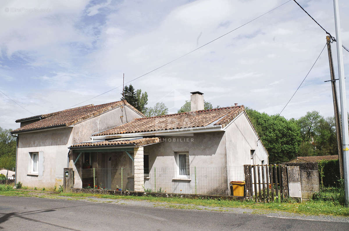 Maison à SAINT-LAURENT-D&#039;ARCE