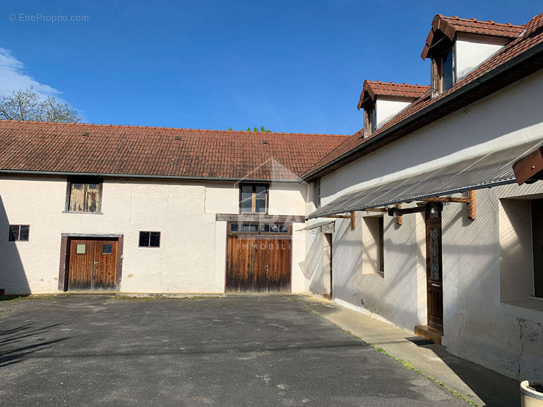 Maison à TARBES