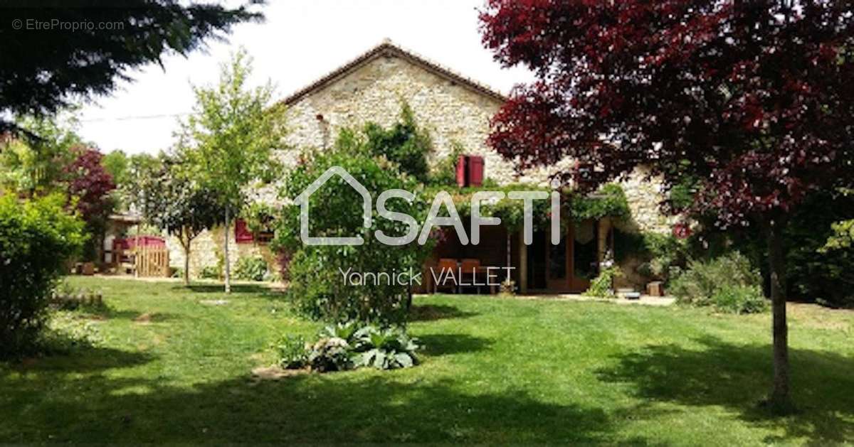 Photo 2 - Maison à SAINT-MARTIAL-DE-VALETTE