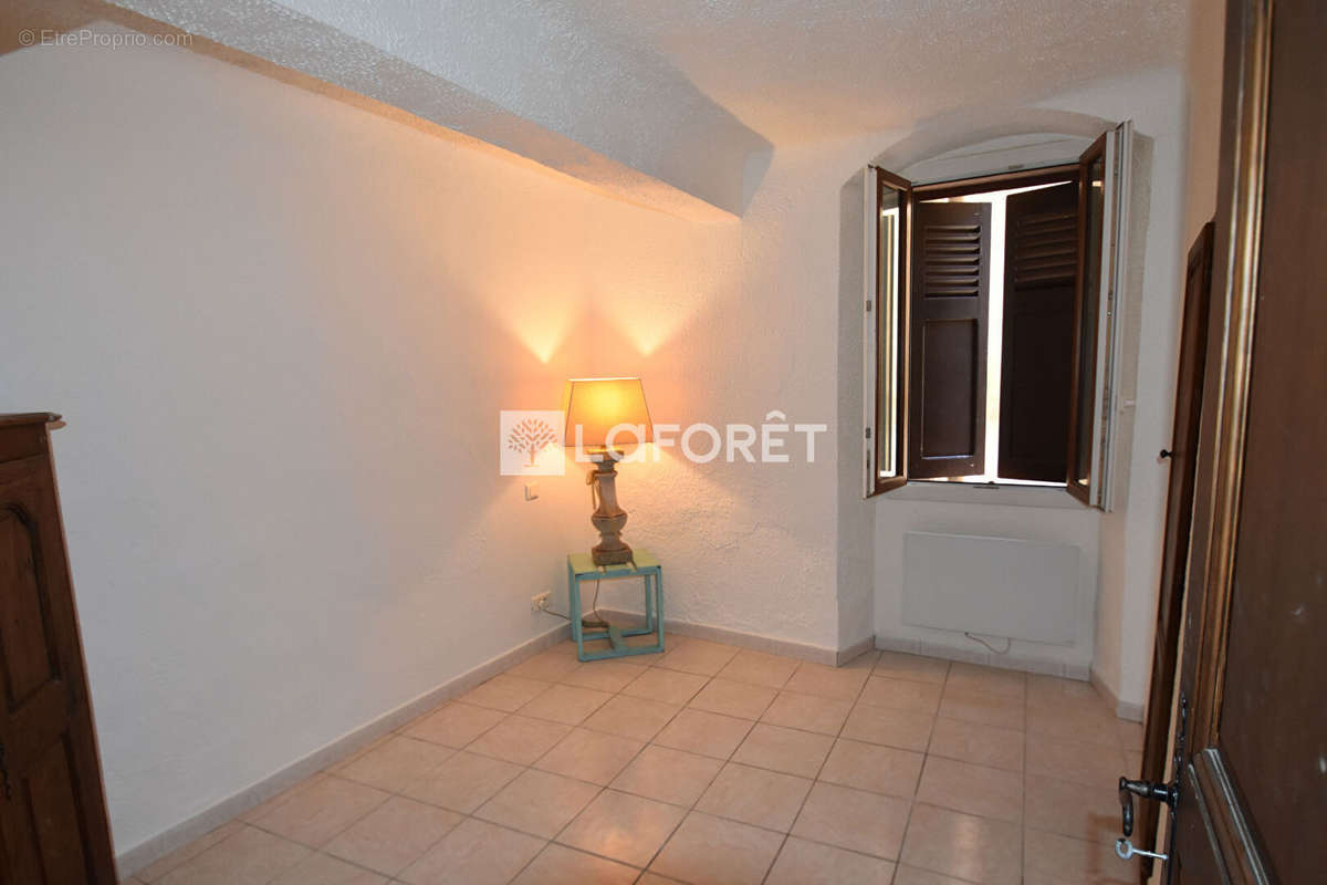 Appartement à FAYENCE